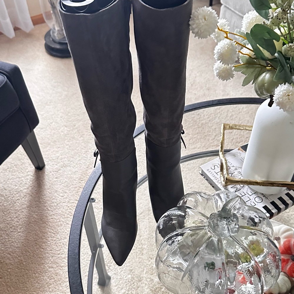 Elegant Gray Knee-High Women's Boots